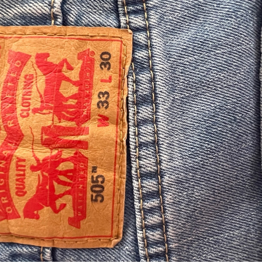 Men's Levi Strauss & Company 505 Light Blue Denim Jeans - 33 x 30